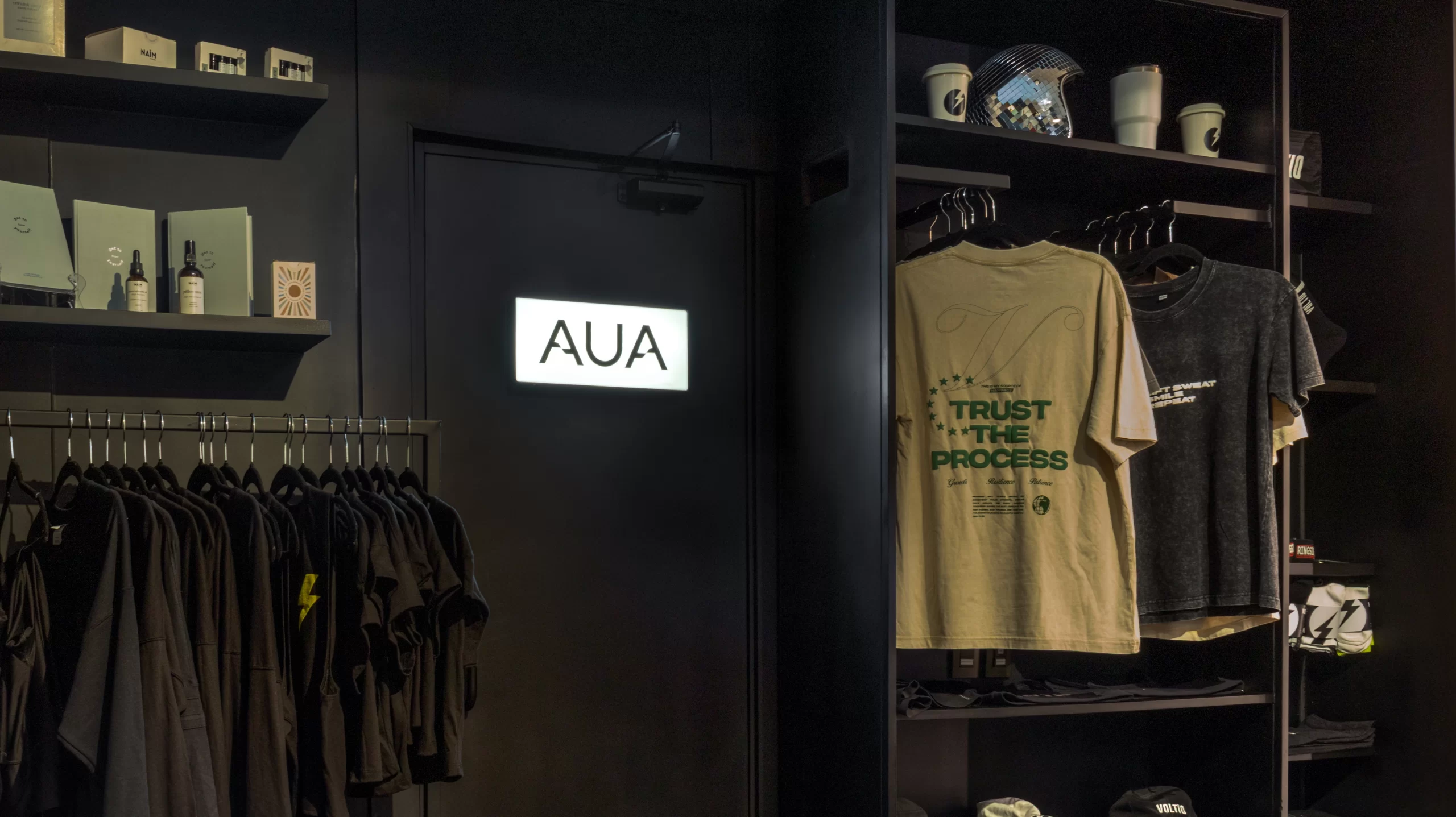 Entrada AUA